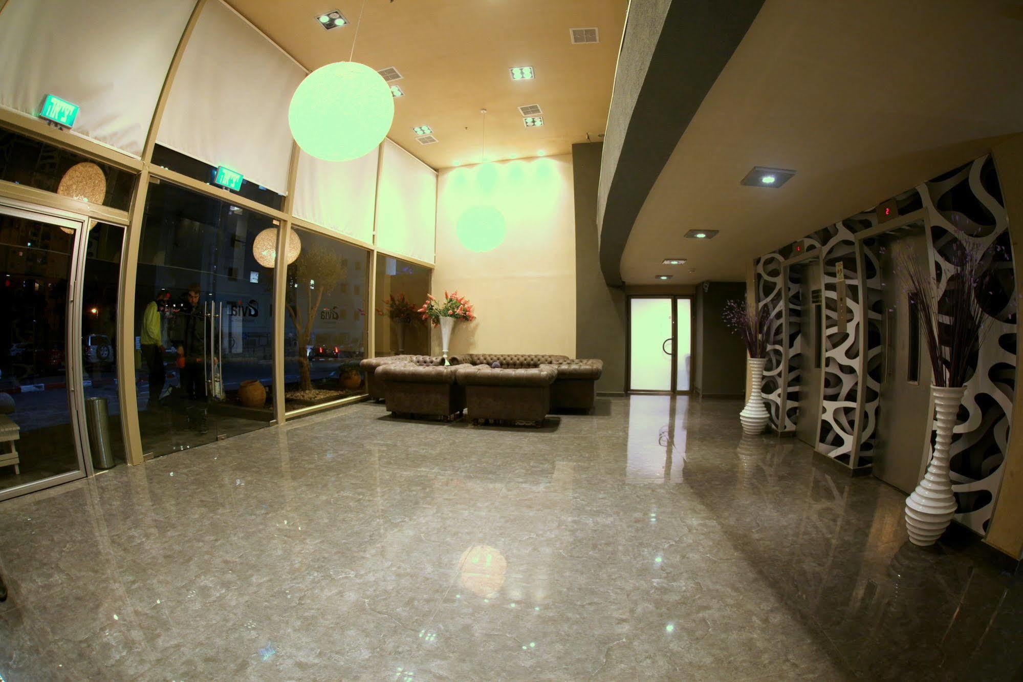 Avia Hotel & Resort Yehud-Monosson Екстер'єр фото